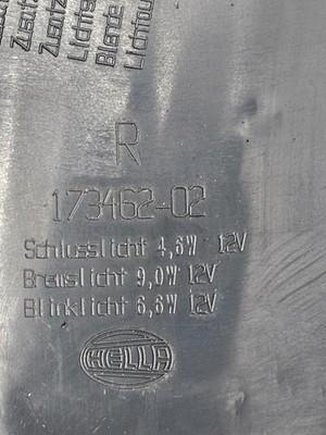 8995_15