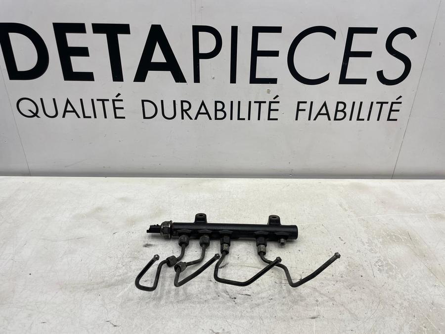 ✅RAMPE D´INJECTEUR 9685297580 VOLVO PEUGEOT FORD FOCUS 2013 1.6D 95CH 73938564