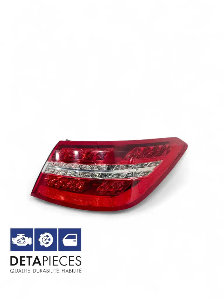 ✅Feu / Phare arrière droite Mercedes E220 Coupé 2012 A2078200264 549638