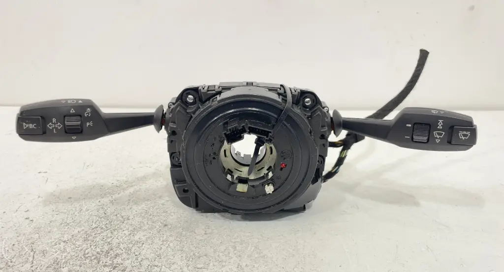 ✅Commodo commande essuie-glace /phare BMW 318D 3' E90 2009 39200208231 80051535