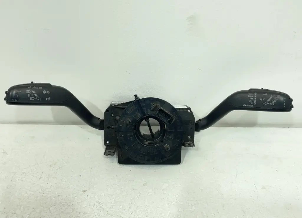 ✅Commodo commande essuie-glace /phare SKODA FABIA 2009 7H0953503GE 71297445