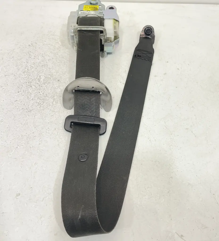 ✅Ceinture de Sécurité avant Droite HYUNDAI I40 2013 88820-3Z000RY 81549525 