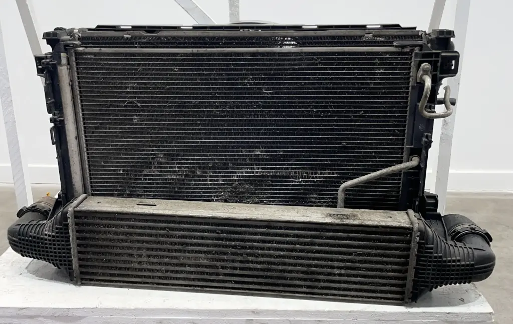 ✅Kit Radiateur/Ventilateur Mercedes E220 2012 A2045000254  A2045000654 549638 