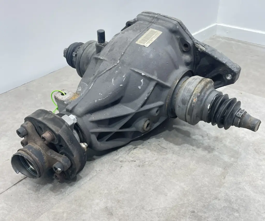 ✅Différentiel arrière Mercedes E220 C207 2012 2.2D 125KW A2073500514 549638 
