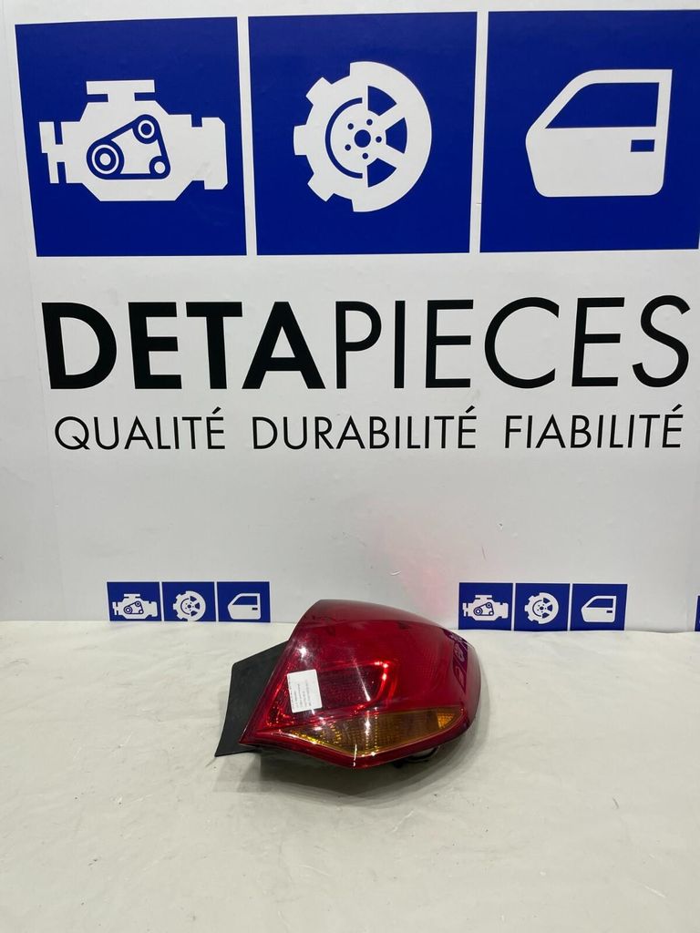 ✅OPEL ASTRA 2012 FEU PHARE ARRIERE DROITE 13306454