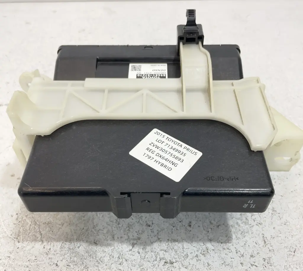 ✅Unité de commande moteur TOYOTA PRIUS 2015 89681-47270 8968147270 71349935 