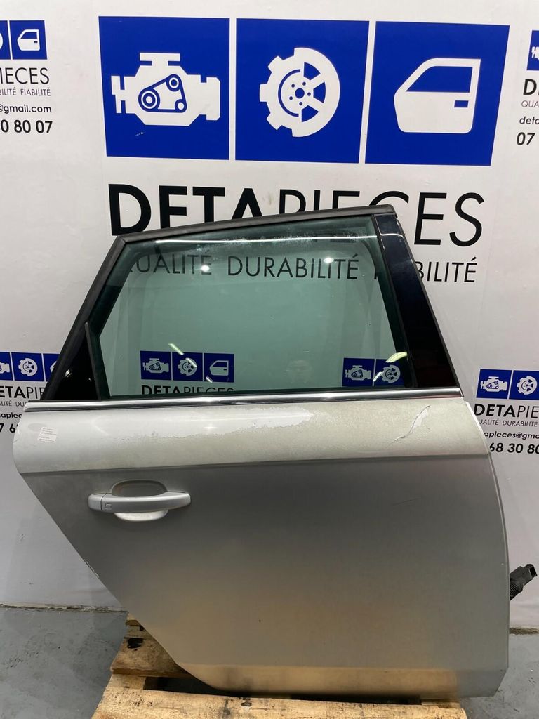 ✅PORTE ARRIERE DROITE AUDI A4 2,0 TDI 2011  L: 55059814  R:  8K9833052D