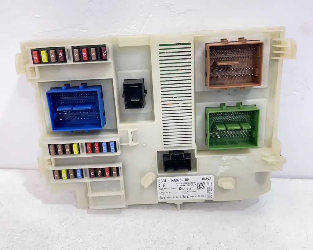 ✅Boîte à fusibles BCM FORD GALAXY 2011 BG9T-14A073-BH 97RI010012 71199685