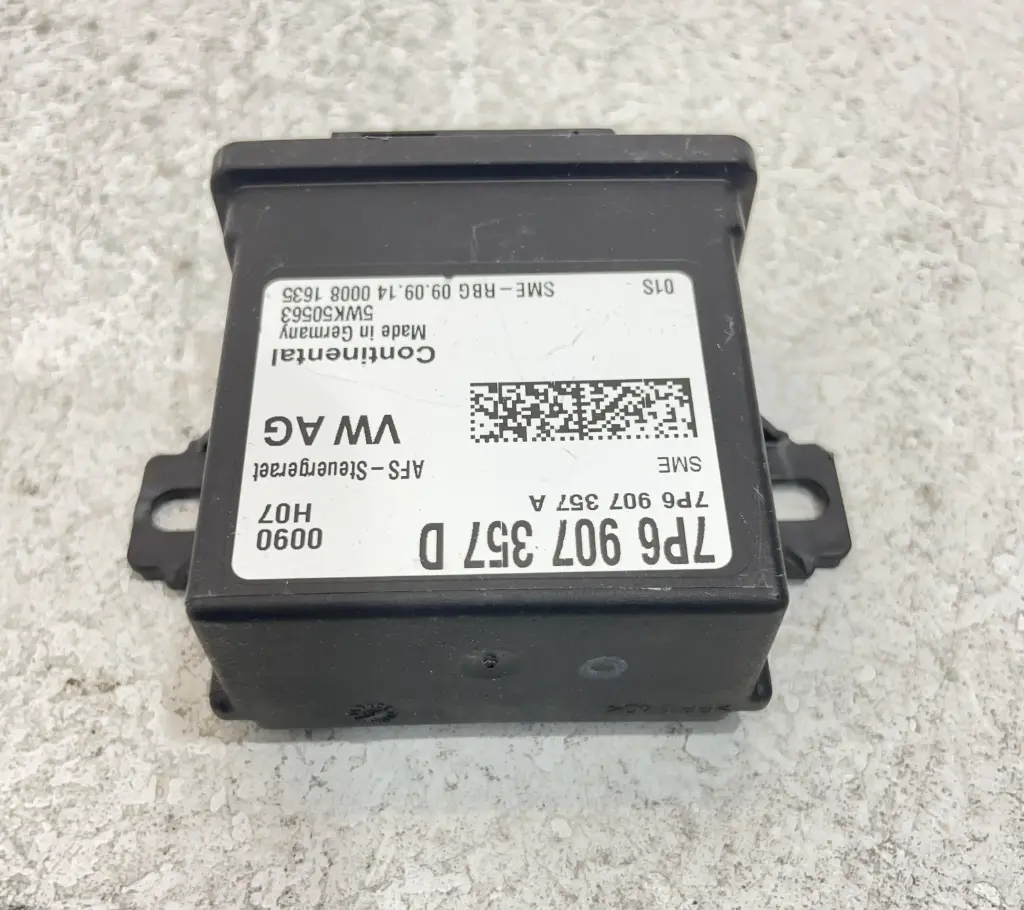 ✅Module gestion phare / éclairage VW GOLF 2014 7P6907357D 7P6907357A 72011755