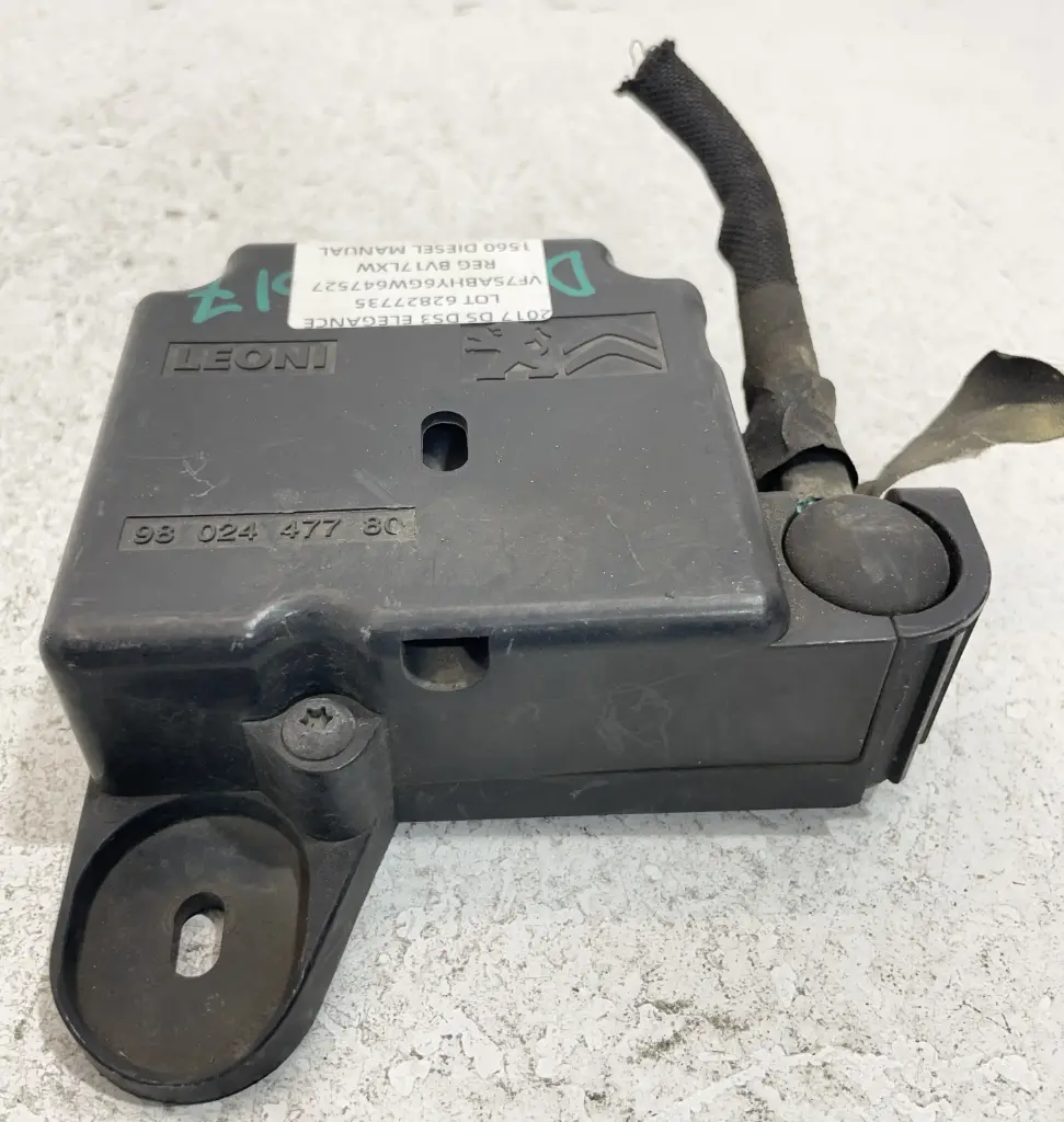 ✅Boite à fusibles Citroen DS3 2017 3PTES 9676631080 9802447780 62827735   