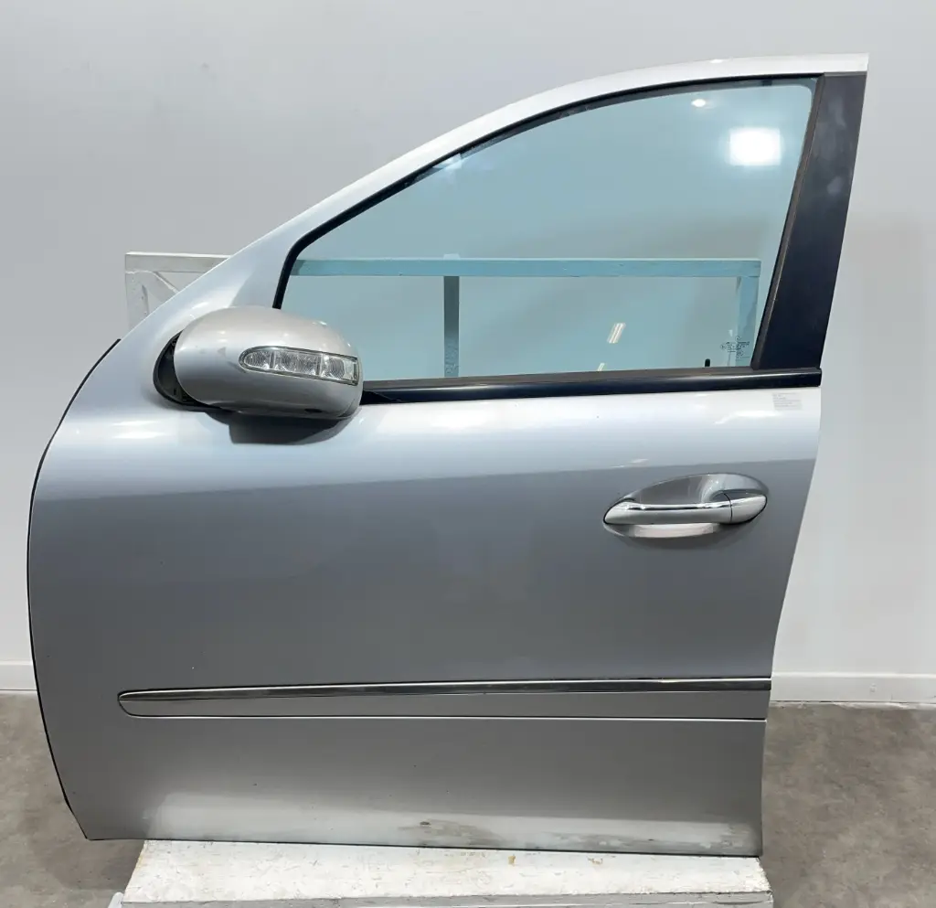 ✅Porte avant gauche MERCEDES ML W164 2007 A1647200105 556861 (SANS RETRO)