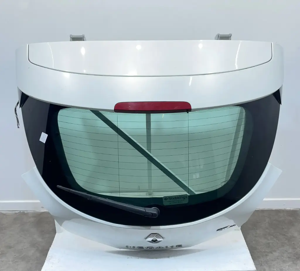 ✅Malle / Hayon arriere RENAULT MEGANE III Coupe 2014 901004981R 560393 