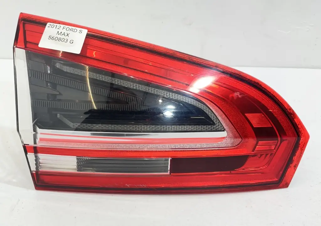 ✅Feu arrière sur hayon gauche FORD S-MAX 2012 AM21-13A603-AF 560803