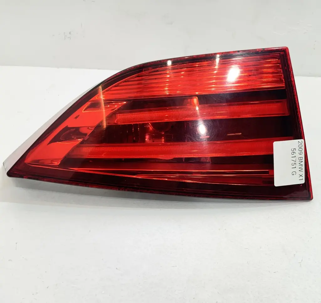✅Feu arrière sur hayon gauche BMW X1 2009 E84 63212990113 2990113 561751