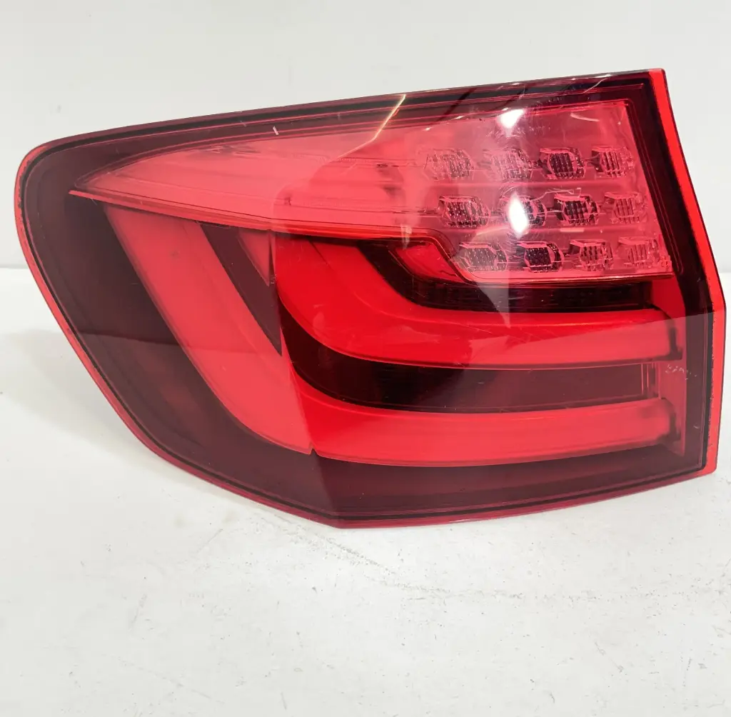 ✅Feu / phare arrière gauche BMW 520D 2011 F11 63217203233 7203233 554302