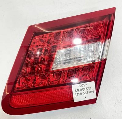 ✅Feu arrière sur hayon droite MERCEDES E220 C207 2012 A2078200464 561784