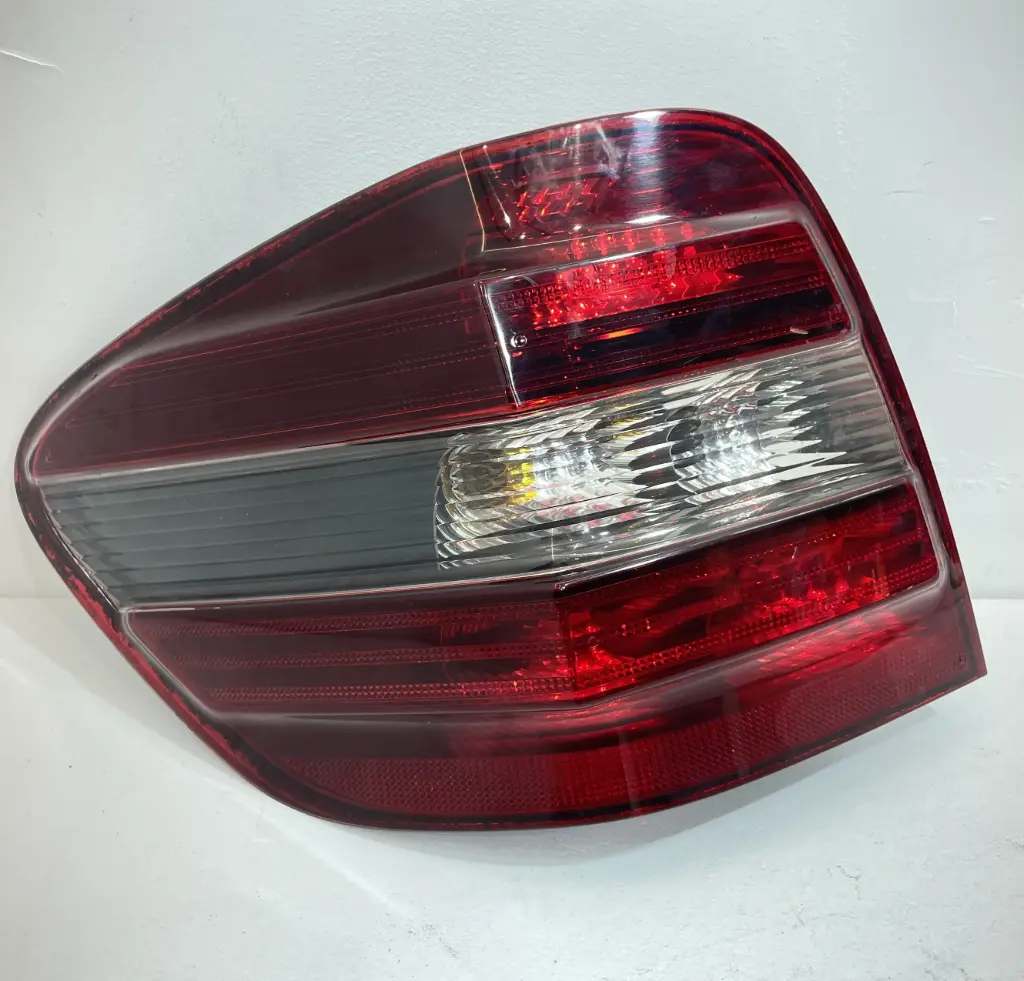 ✅Feu / phare arrière gauche MERCEDES ML W164 2007 A1648202164 1648202164 556861 