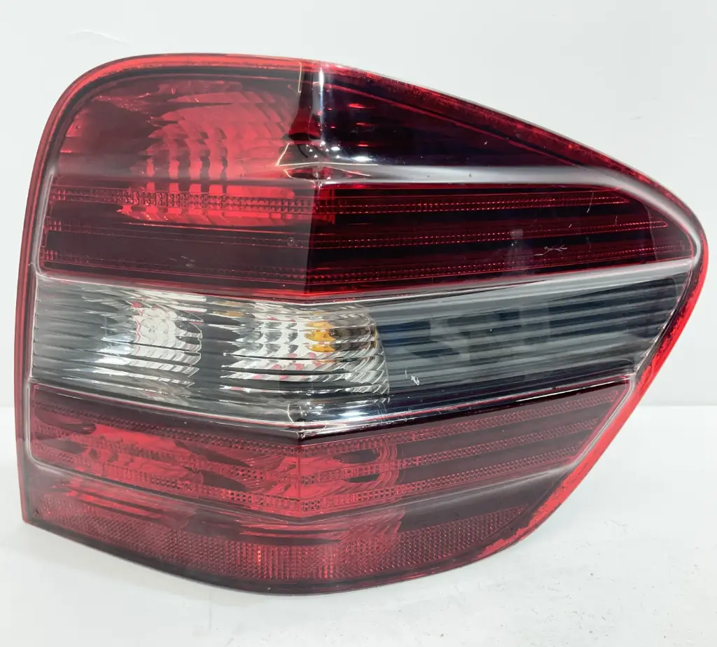 ✅Feu / phare arrière droite MERCEDES ML W164 2007 A1648202264 1648202264 556861