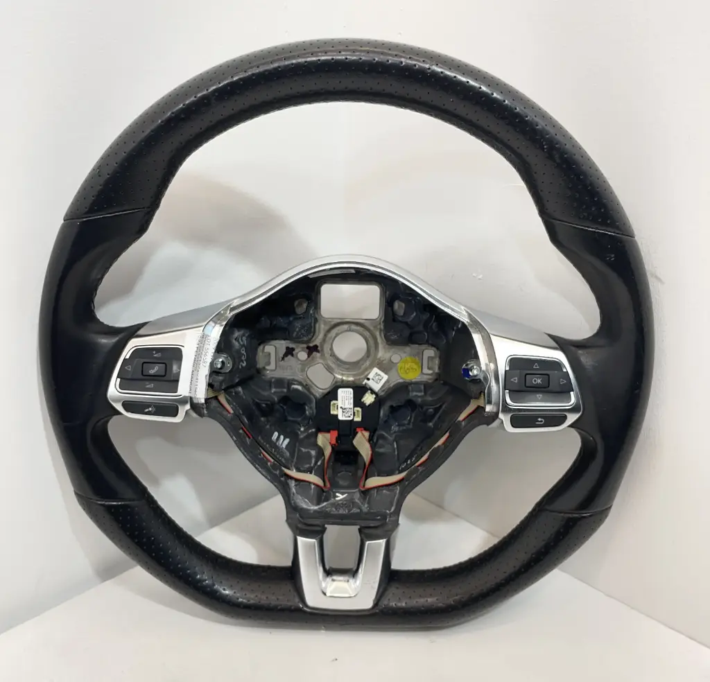 ✅VOLANT DE DIRECTION VOLKSWAGEN SCIROCCO III 2009  5K0959542 1K8419091BN 556587