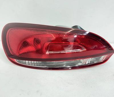✅Feu / phare arrière gauche VOLKSWAGEN SCIROCCO III 2009 1K8945095H 556587 