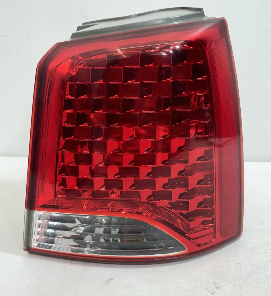 ✅Feu / phare arrière droite KIA SORENTO II 2010 924022P020 92402-2P020 557130 