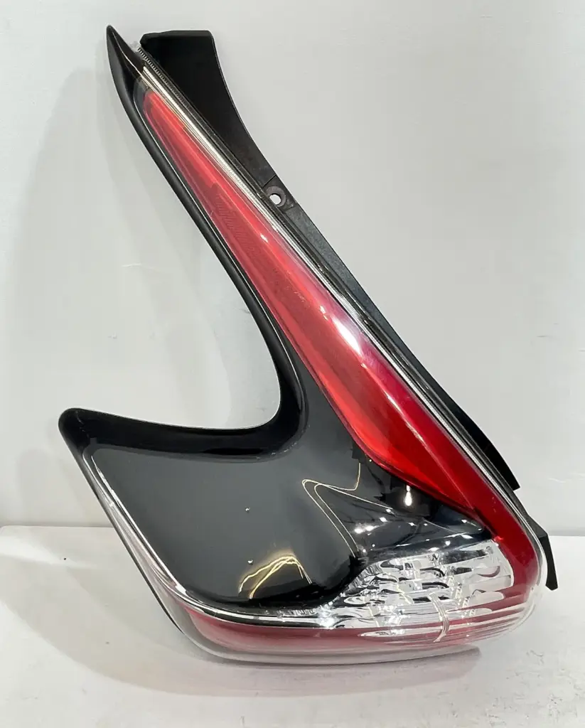 ✅Feu / phare arrière gauche NISSAN JUKE I 2017 26555-BV80B L90132965 560794 