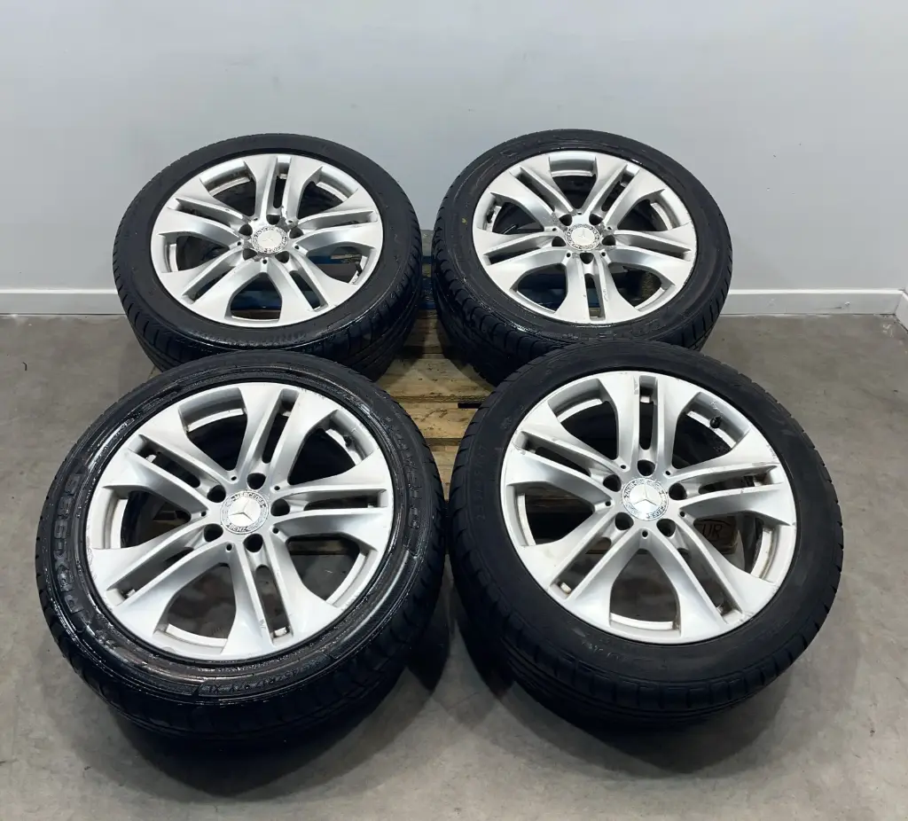 ✅4 JANTES MERCEDES E220 C207 235/45 R17 5X112 7.5JX17 ET45 A2074010602 561784