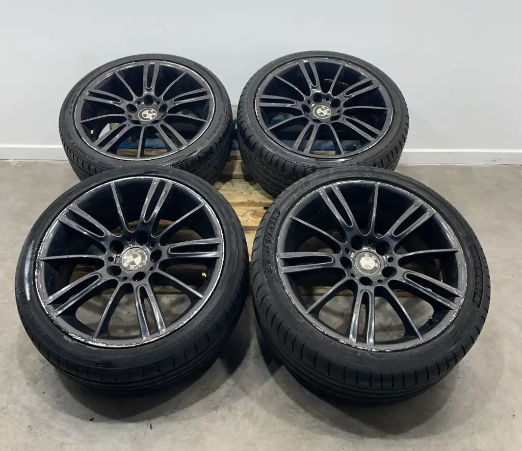 ✅4 JANTES BMW X1 2012 E84 225/40 R18 5X120 8,5JX18 ET37 8036934 8036933 561811