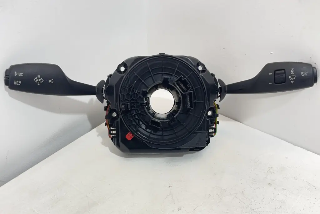 ✅Commodo commande essuie-glace/phare BMW 520D 2011 F11 9245627 554302