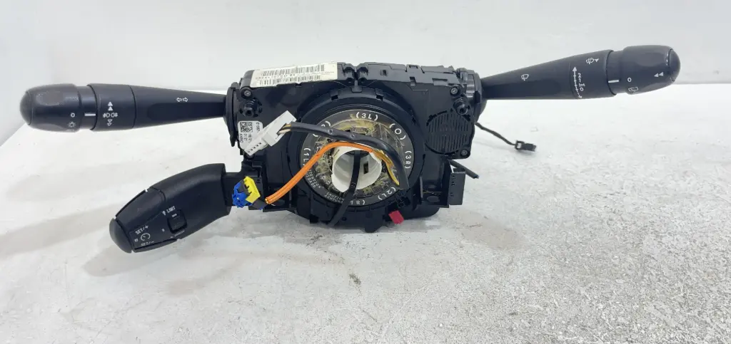 ✅Commodo commande essuie-glace /phare PEUGEOT 2008 I 2014 98081767ZD 560067