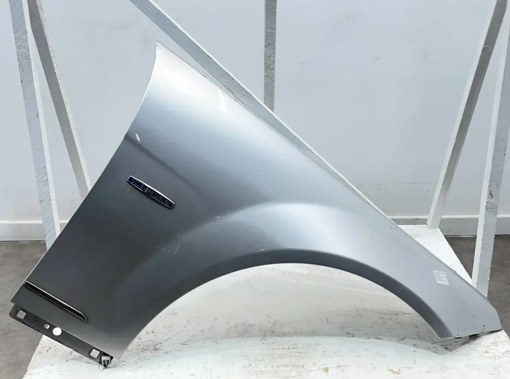 ✅Aile avant droite MERCEDES C200 W204 2010 A2048800218 A2048801418 560752 