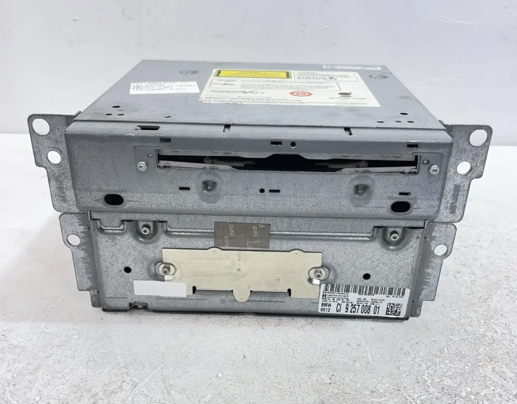 ✅Unité principale radio /CD/DVD/GPS BMW 520D 2011 F11 925700801 103038300 554302