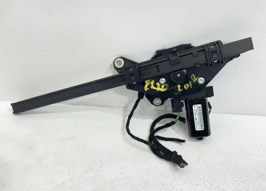 ✅Ceinture de Sécurité avant Gauche MERCEDES E220 C207 2012 A2078600182 561784