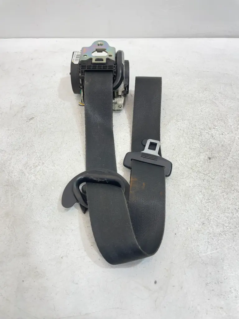 ✅Ceinture de Sécurité avant Droit VOLKSWAGEN SCIROCCO III 2009 1K8857706A 556587