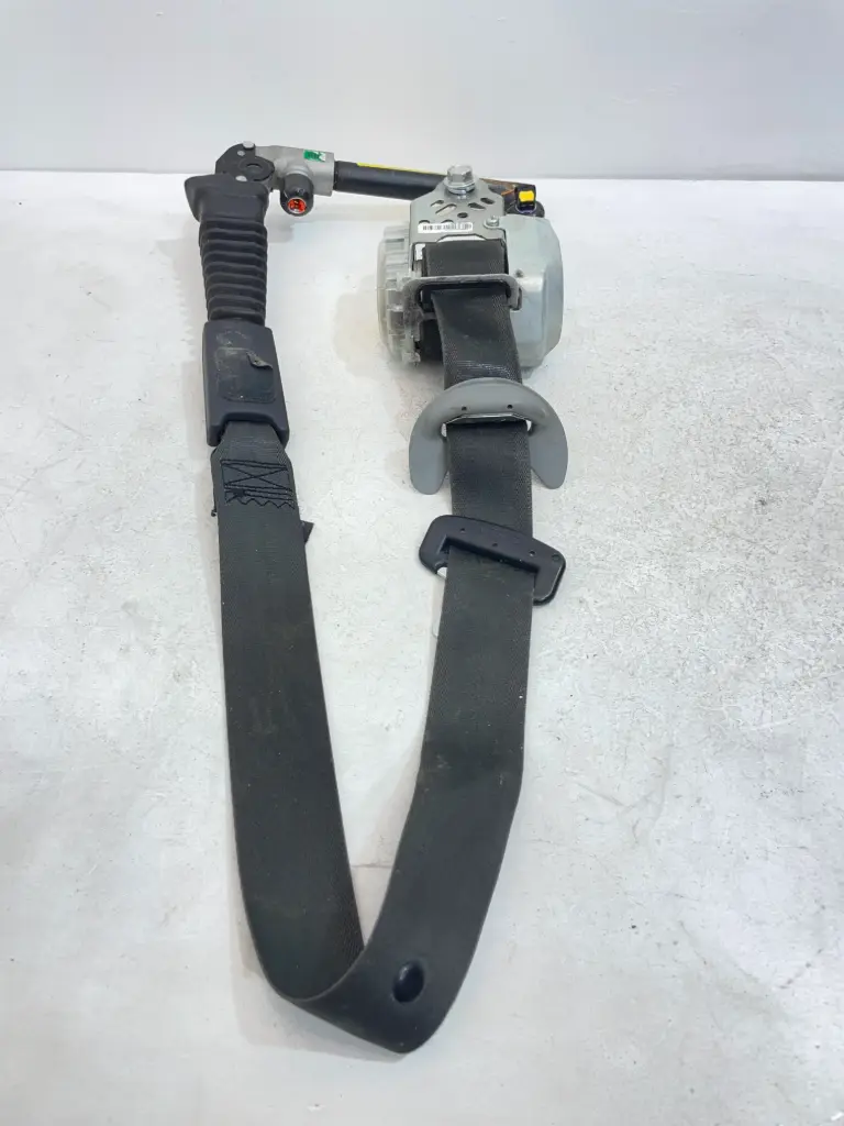 ✅Ceinture de Sécurité avant Droit KIA SORENTO II 2010  888202P400VA 557130