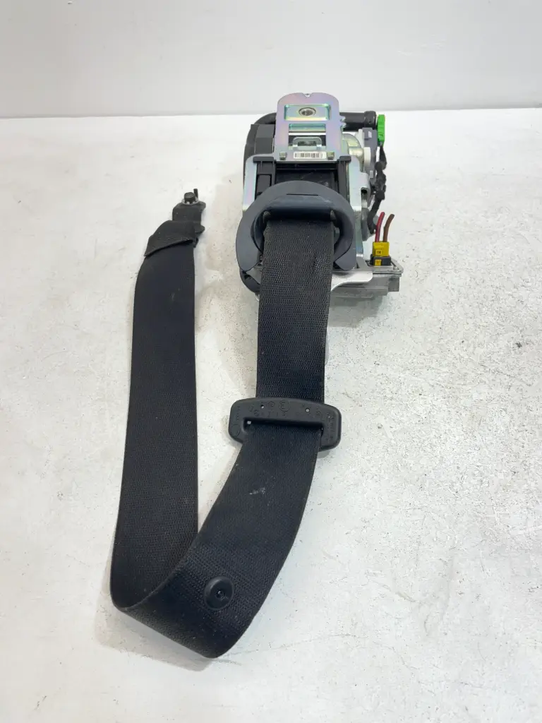 ✅Ceinture de Sécurité avant Gauche MERCEDES C200 W204 2010 616426600 560752