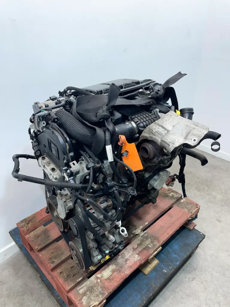 ✅MOTEUR COMPLET DV4C 8HR 1606279580 1606280380 PEUGEOT 2008 2014 1.4D 560067