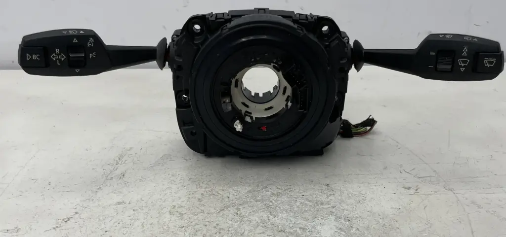 ✅Commodo commande essuie-glace /phare BMW 118D 2008 E87 39200208231 60832125