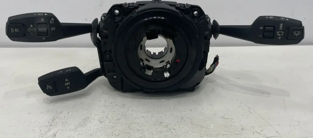 ✅Commodo commande essuie-glace /phare BMW 123D 2009 E87 39200208233 61279865