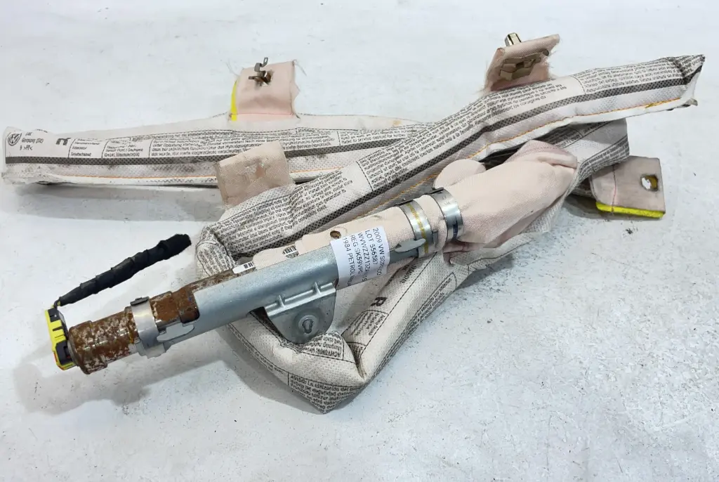 ✅Airbag Rideau Laterale Droite VOLKSWAGEN SCIROCCO III 2009 1K8880742A 556587