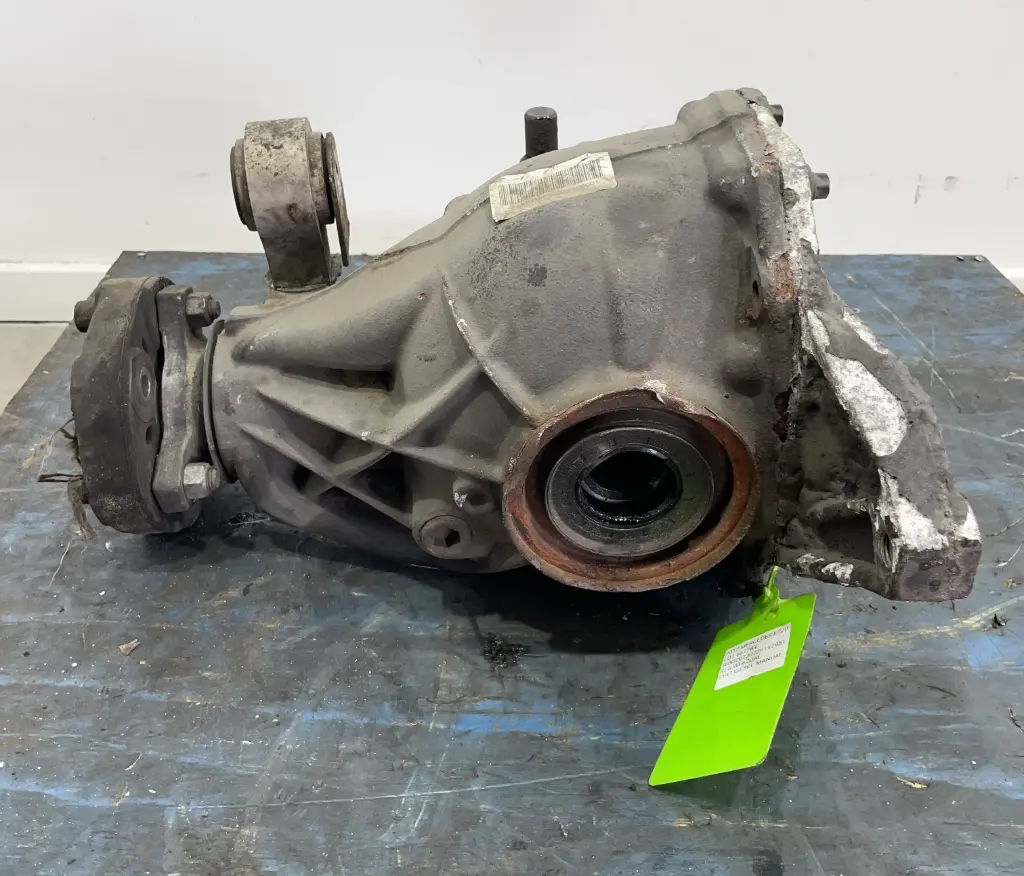✅Différentiel arrière MERCEDES E220 C207 2012 2.2D 125KW A2073500514 561784