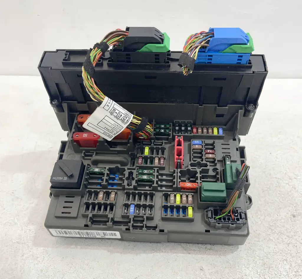 ✅Boîte à fusibles BMW X1 2012 E84 911944605 9119446 10688710 561418