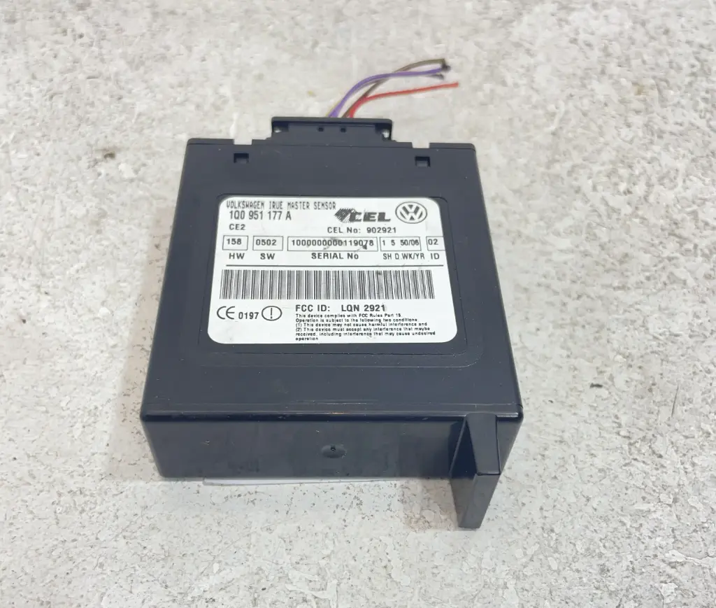 ✅Unité de contrôle d'alarme VOLKSWAGEN EOS 2007 1Q0951177A 1Q0951177 560510