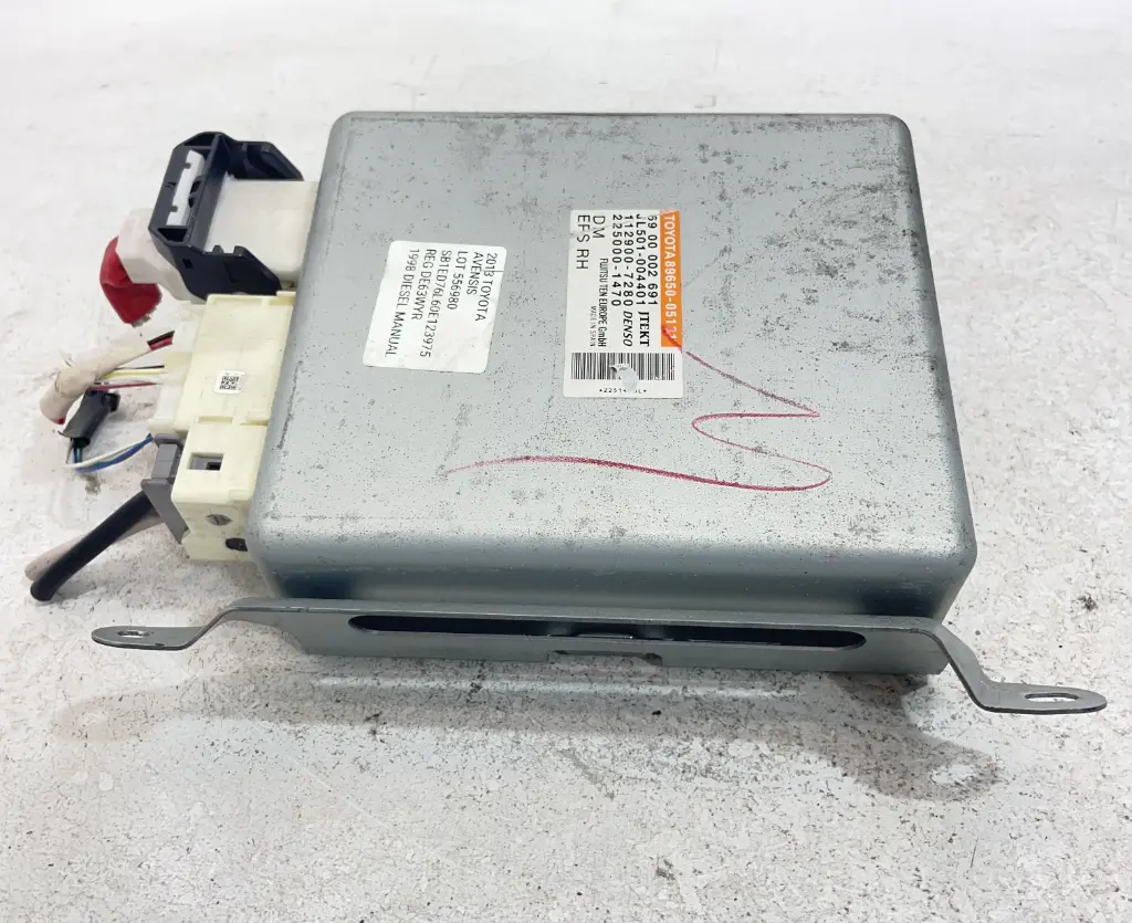 ✅Calculateur de direction assistée TOYOTA AVENSIS III 2013 8965005131 556980