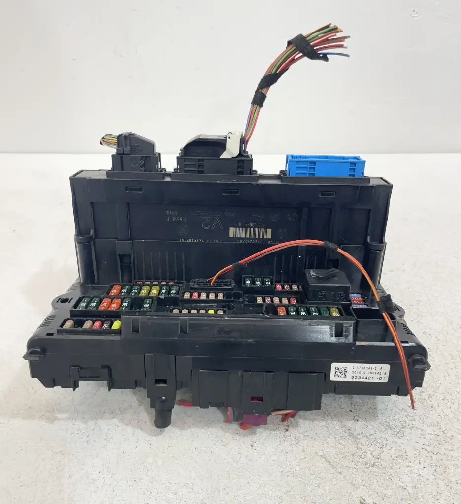 ✅BOÎTES À FUSIBLES BMW 520D 2010 F10 923442101 9234421 217033442 562114