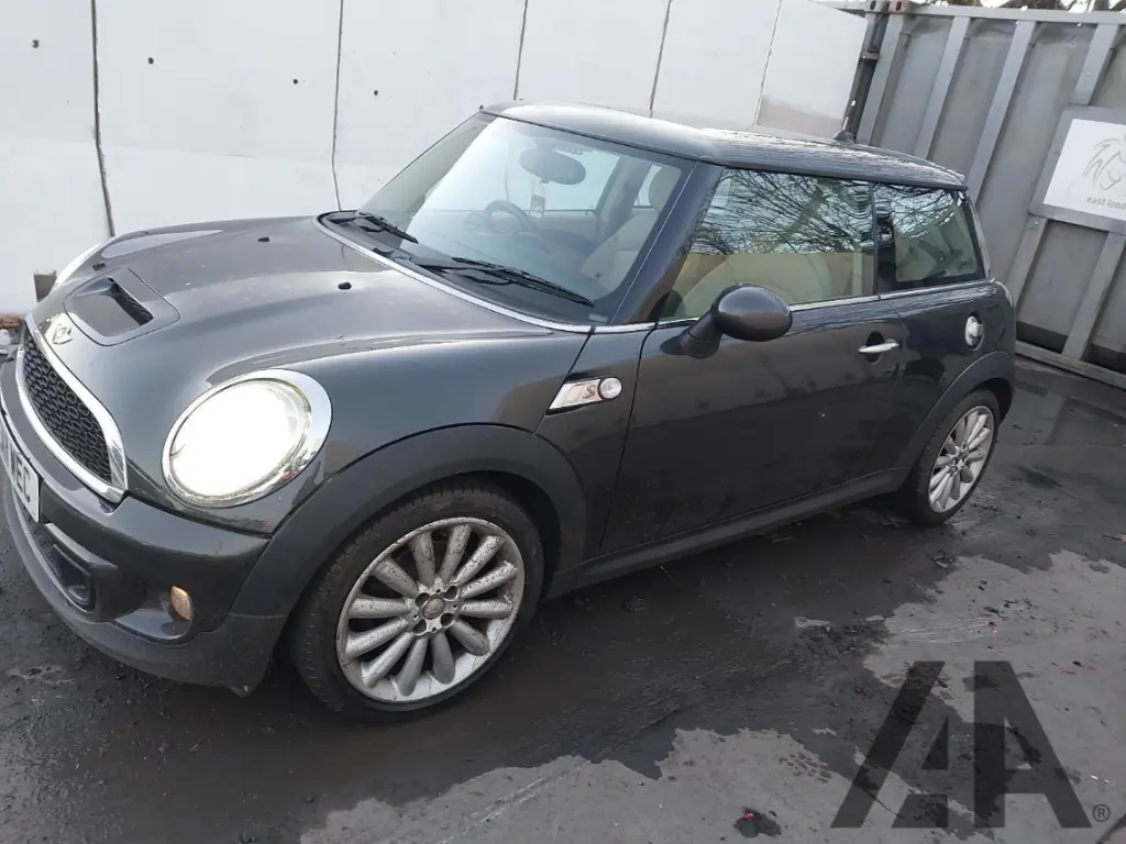 MINI COOPER 2011 R56 