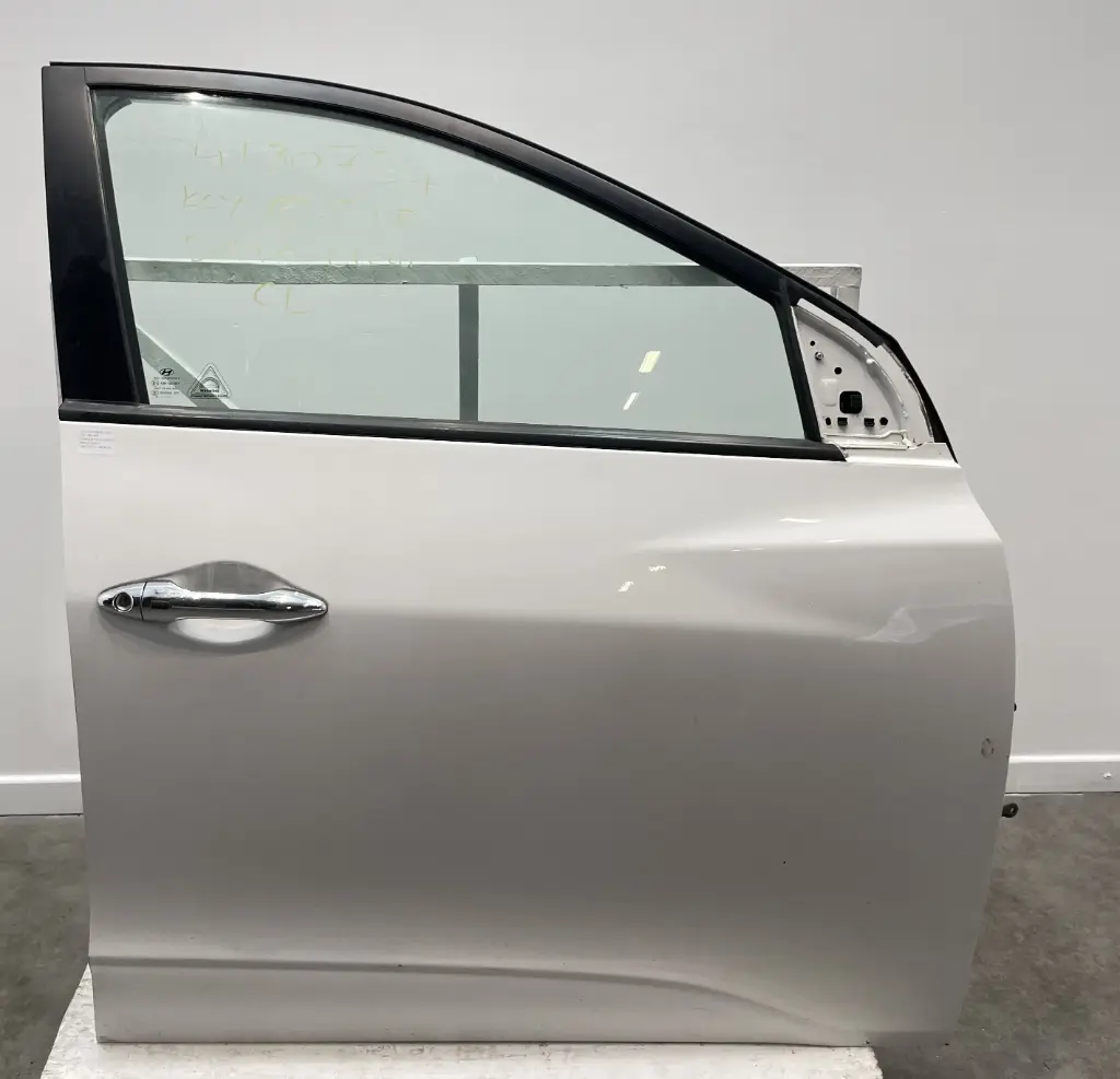 ✅Porte avant droite HYUNDAI IX35 2012 760042Y001 76004-2Y001 581569 
