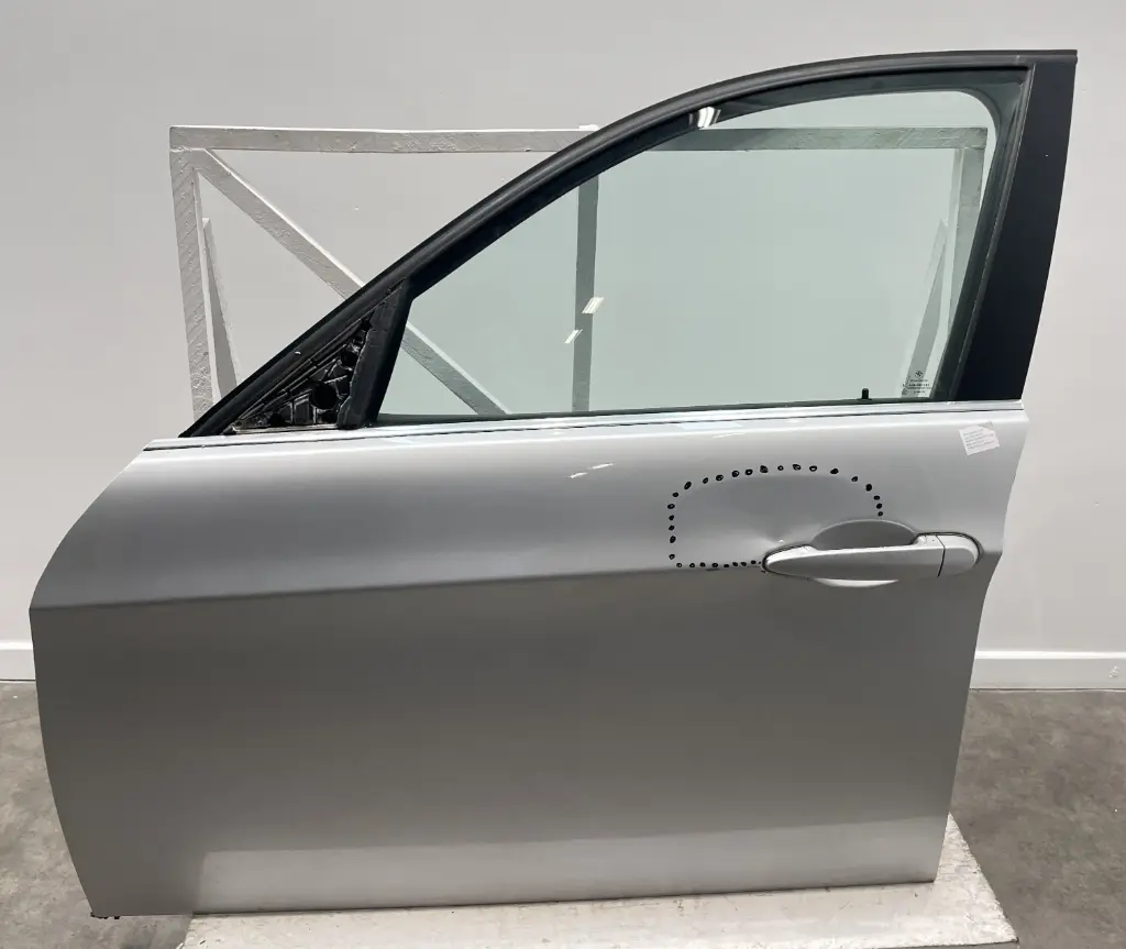 ✅Porte avant gauche BMW 318D 2012 E91 41515A2A385 5A2A385 99779485 