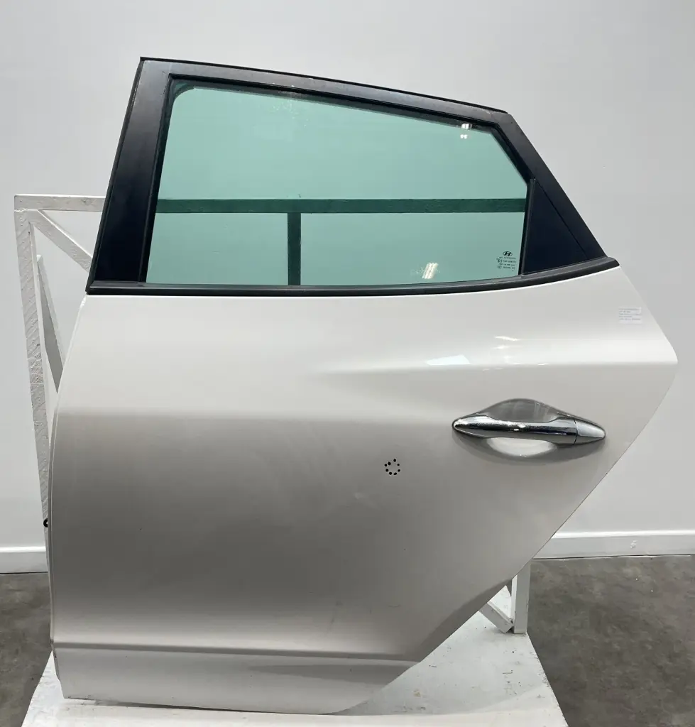 ✅Porte arrieré gauche HYUNDAI IX35 2012 770032Y000 77003-2Y000 581569 