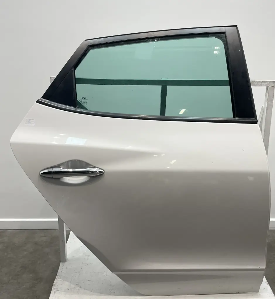 ✅Porte arrieré droite HYUNDAI IX35 2012 77004-2Y000 770042Y000 581569